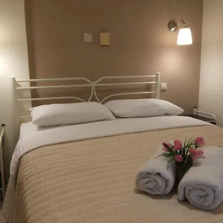 Hotel Sunny Svoronata